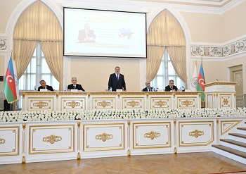 "AMEA-da “Azərbaycanda ətraf mühitin sağlamlaşdırılmasında Ümummilli Lider Heydər Əliyevin rolu” mövzusunda konfrans keç