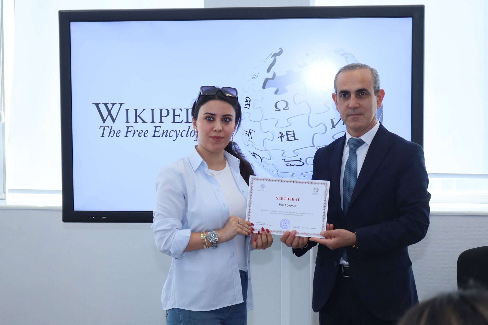 "MEK-də təlim keçən bir qrup gənc sertifikatla təltif olunub"