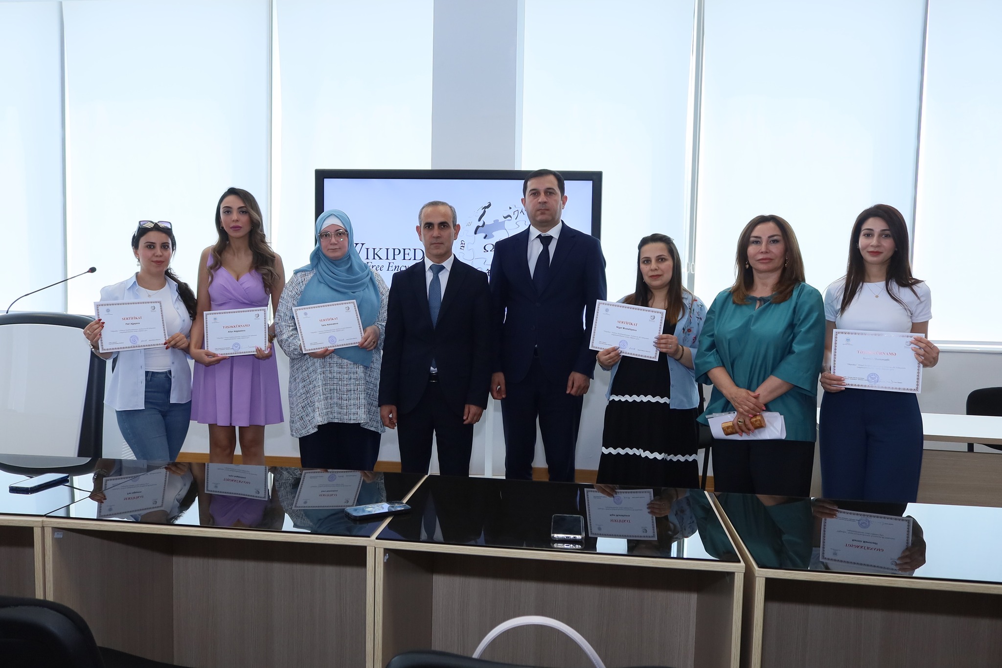 "MEK-də təlim keçən bir qrup gənc sertifikatla təltif olunub"