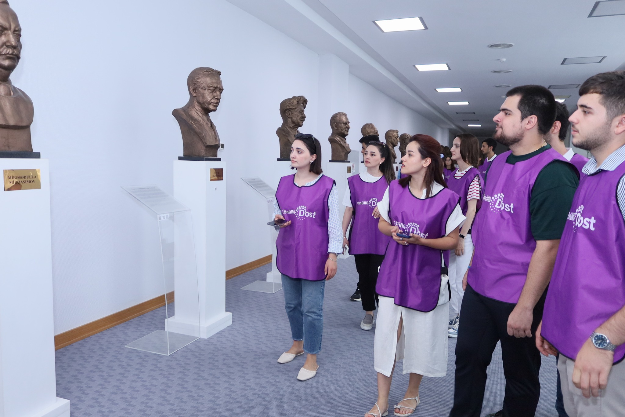 "DOST Agentliyinin könüllüləri MEK-də olub"