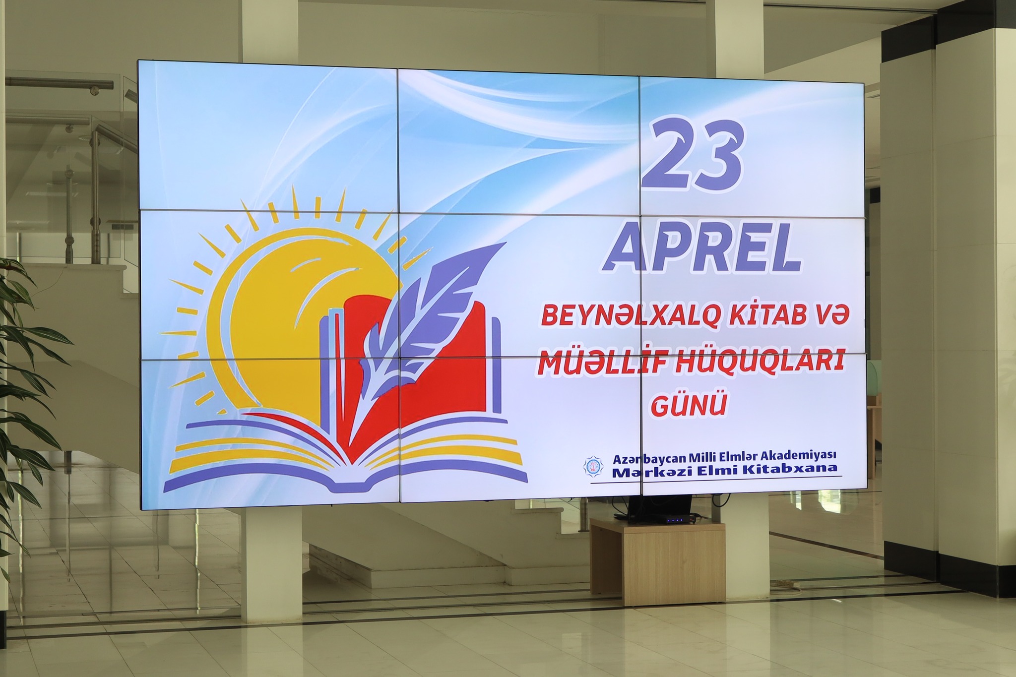Bu gün Ümumdünya Kitab və Müəllif Hüquqları Günüdür!
