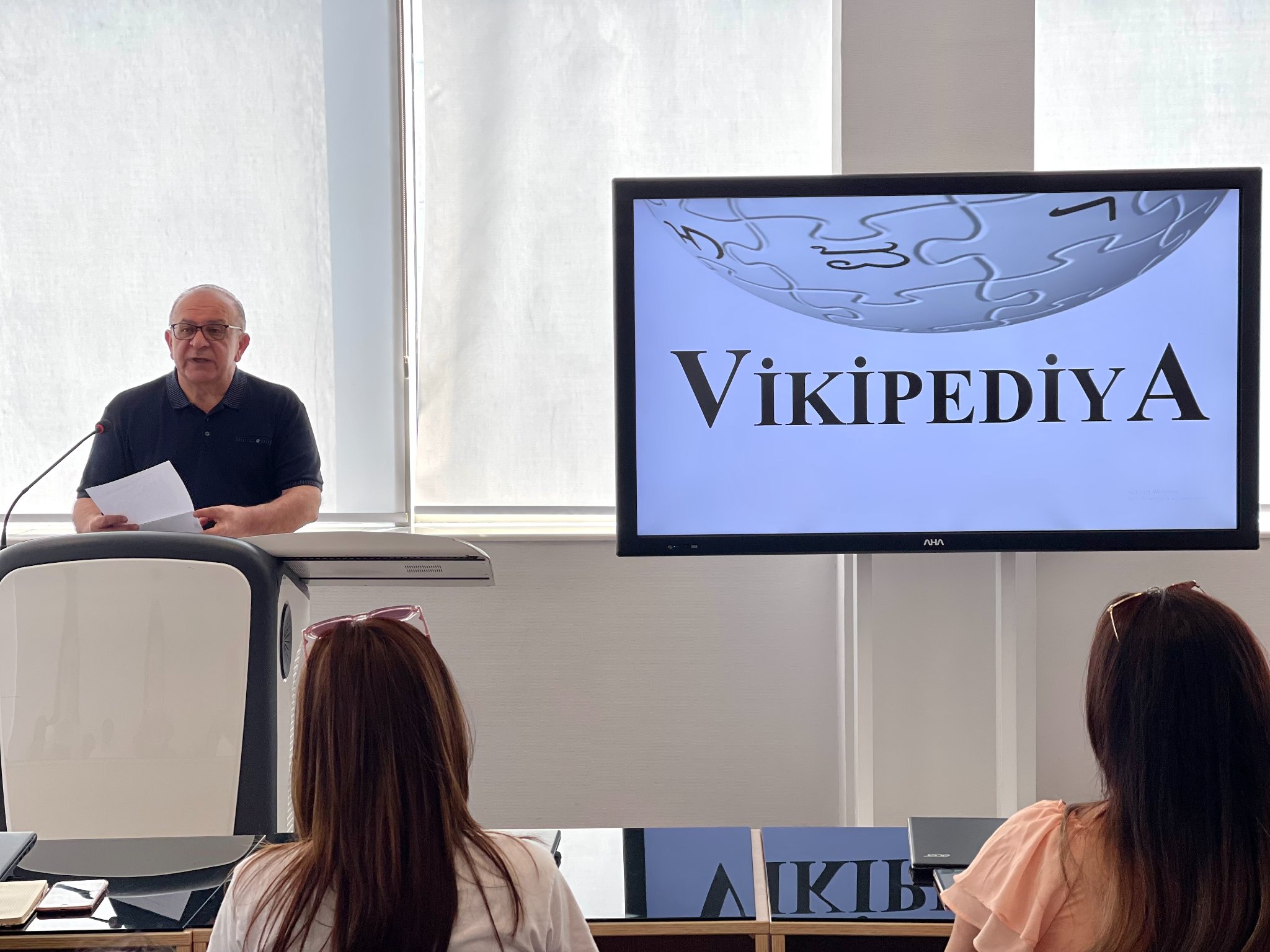 "MEK-də “Vikipediya” təlimləri davam edir"