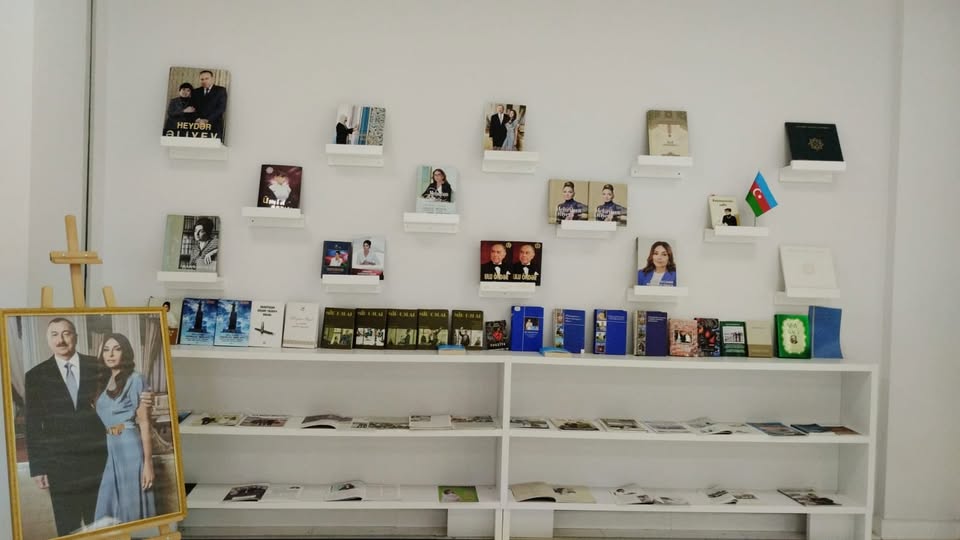 Azərbaycan Milli Elmlər Akademiyasının  Mərkəzi Elmi Kitabxanası "Humanizm və inkişaf missiyası" adlı ənənəvi kitab sərgisini təqdim edir
