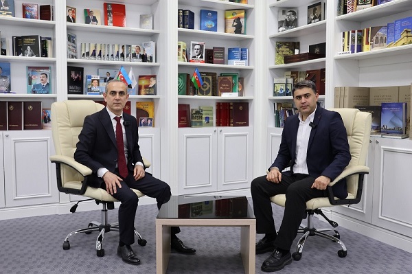AMEA Mərkəzi Elmi Kitabxanasının (MEK) direktoru, texnika elmləri doktoru Hüseyn Hüseynovun "Xalq qəzeti” internet televiziyasının "Baxış bucağı" verilişinə verdiyi müsahibəsini təqdim edirik.