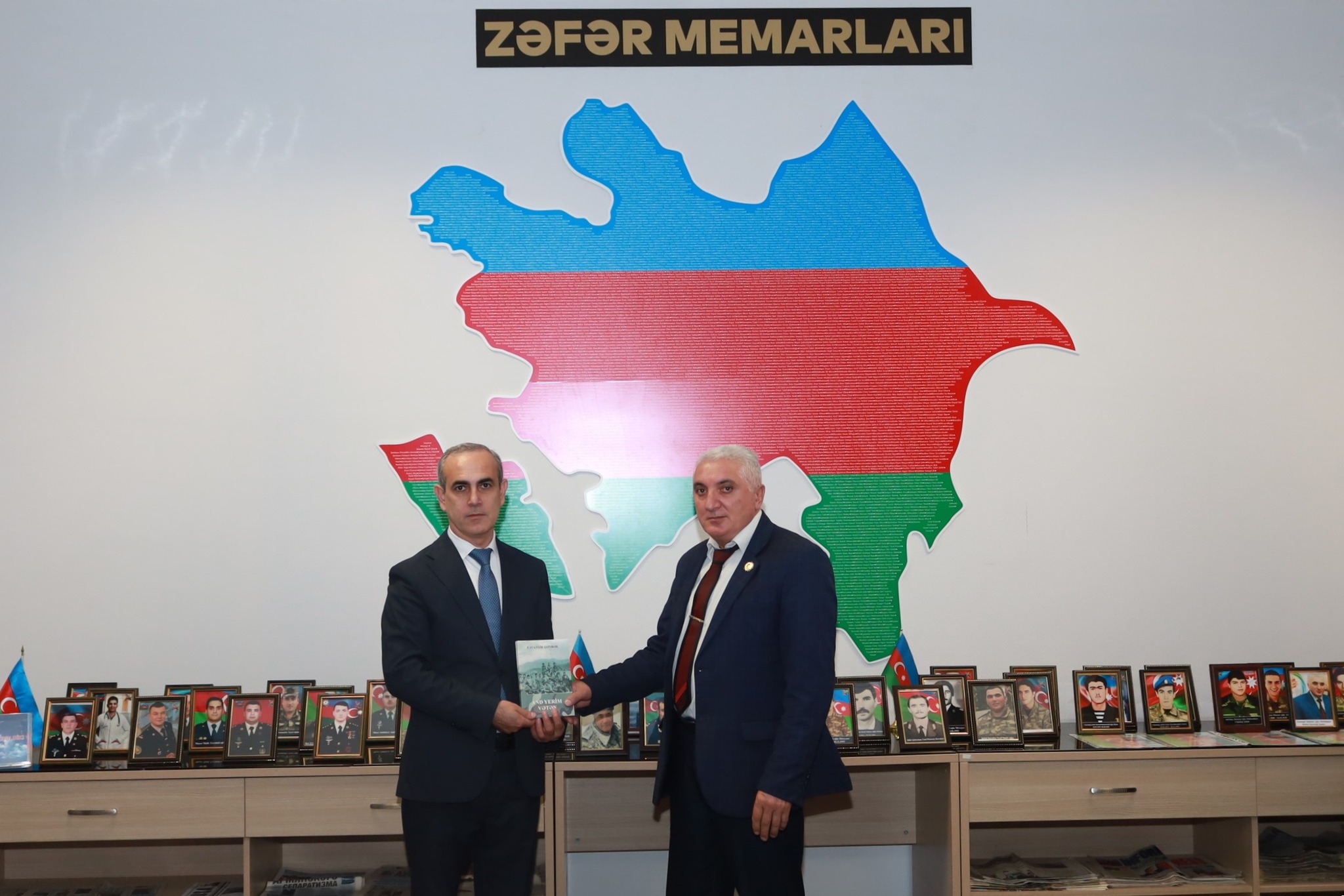 Şəhidlərə həsr olunmuş nəşrlər MEK-ə təqdim olunub