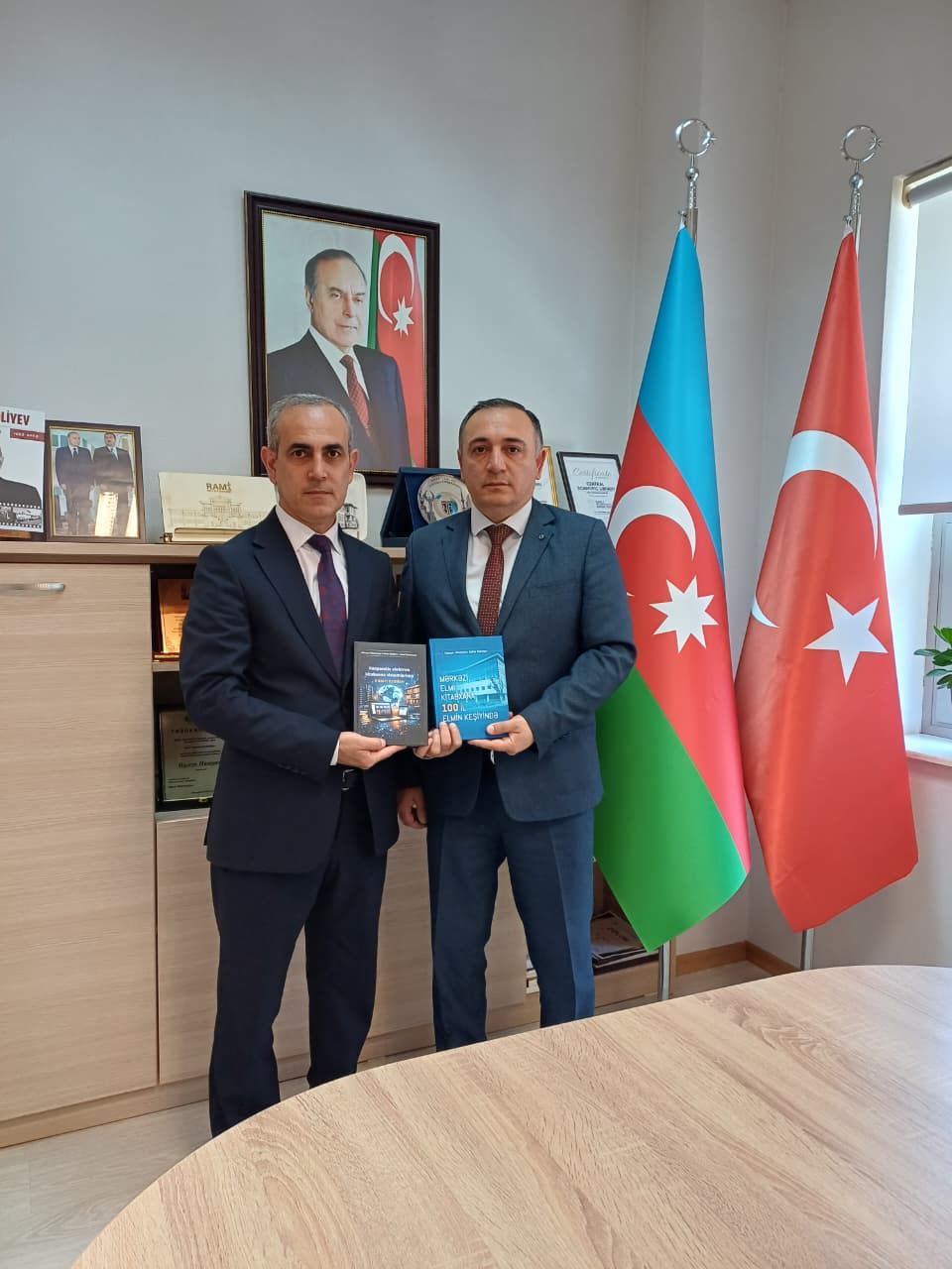 Azərbaycan Texnologiya Universitetinin prorektoru Mərkəzi Elmi Kitabxanada olub