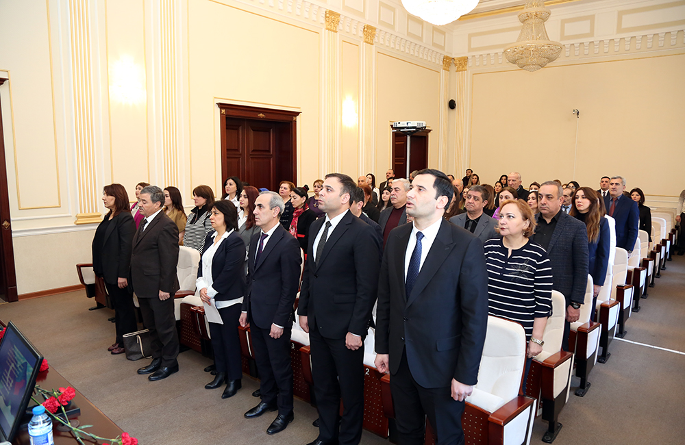 AMEA-da “Xocalı soyqırımı və suverenliyimizin bu günü” mövzusunda tədbir keçirilib